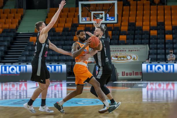 人员调配上 人员调配上