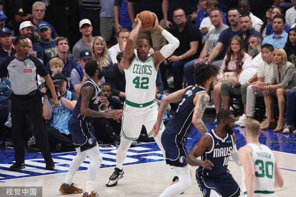 借鉴美式橄 借鉴美式橄